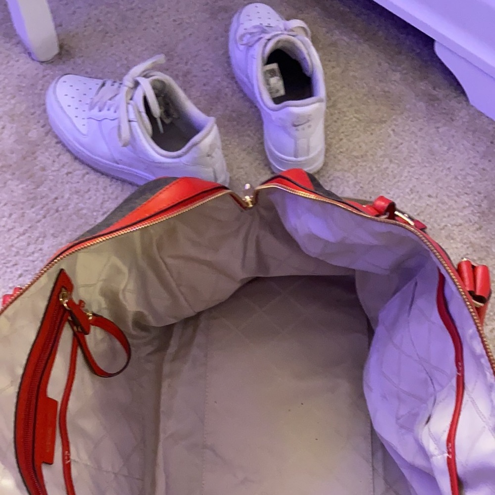 michael kors bag - Picture 2 of 4